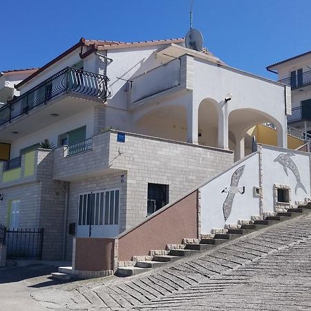 Apartment Karmen Trogir Exterior photo
